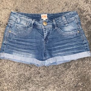 Gianni Bini Jean Shorts!